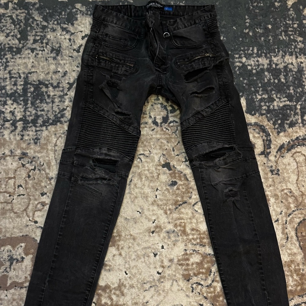 Men's Black Distressed Jeans